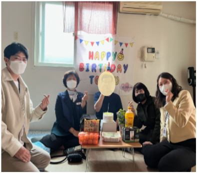 찾아가는 어르신 생신잔치(3~4).png