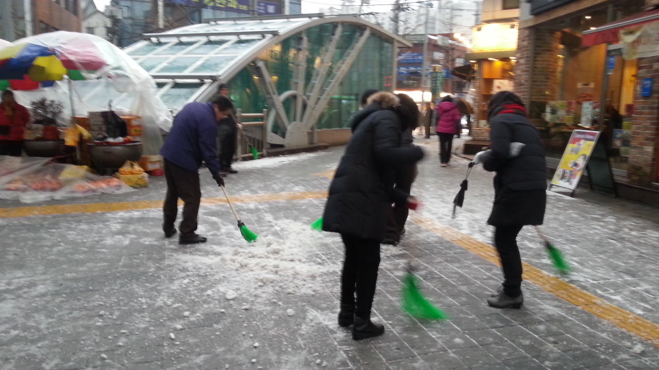 20131212_제설작업 실시 (32).jpg