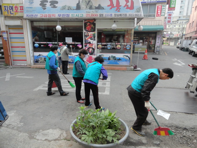 20140415 녹색환경봉사회 청소활동 (6).JPG